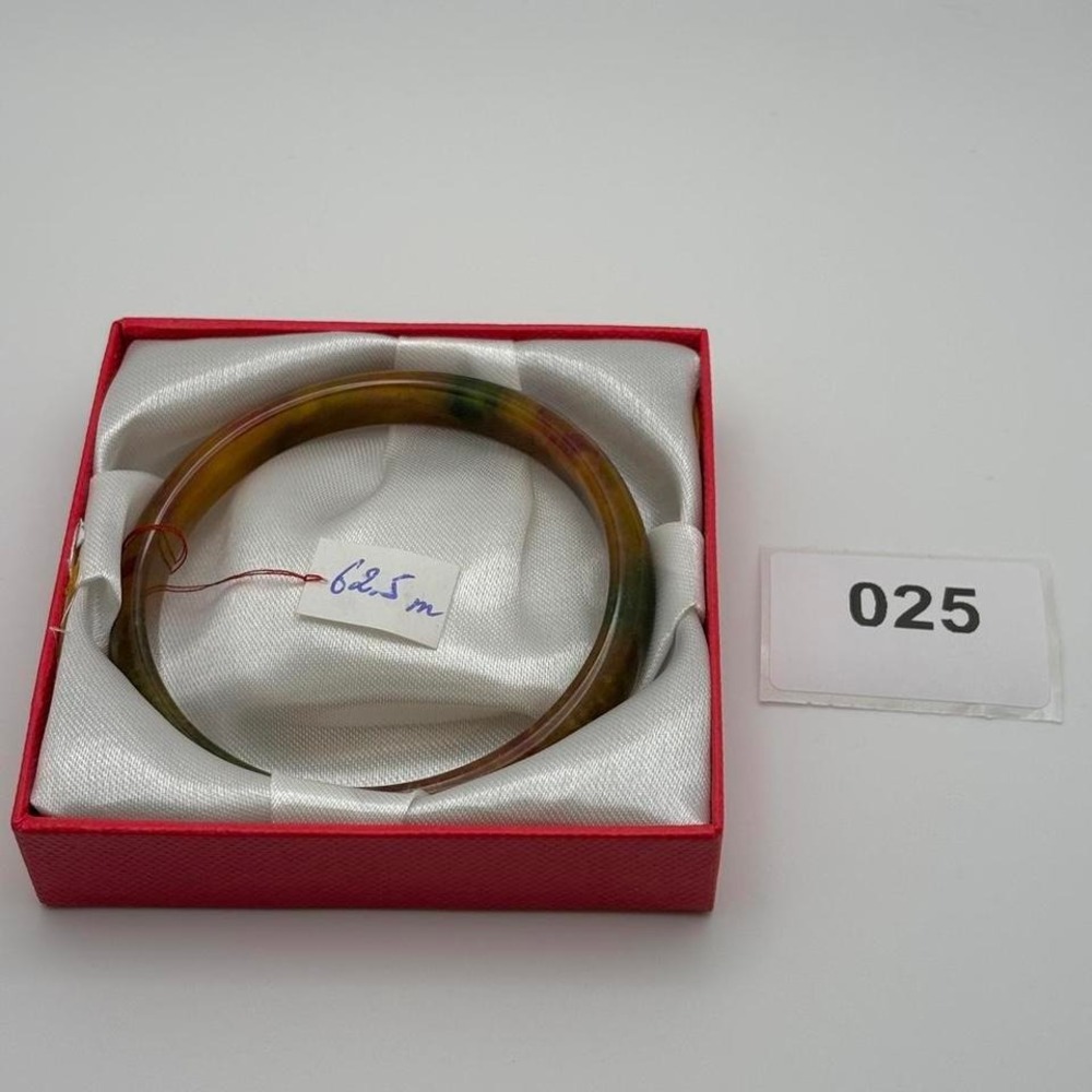 Jade Bangle - Picture 6 of 6